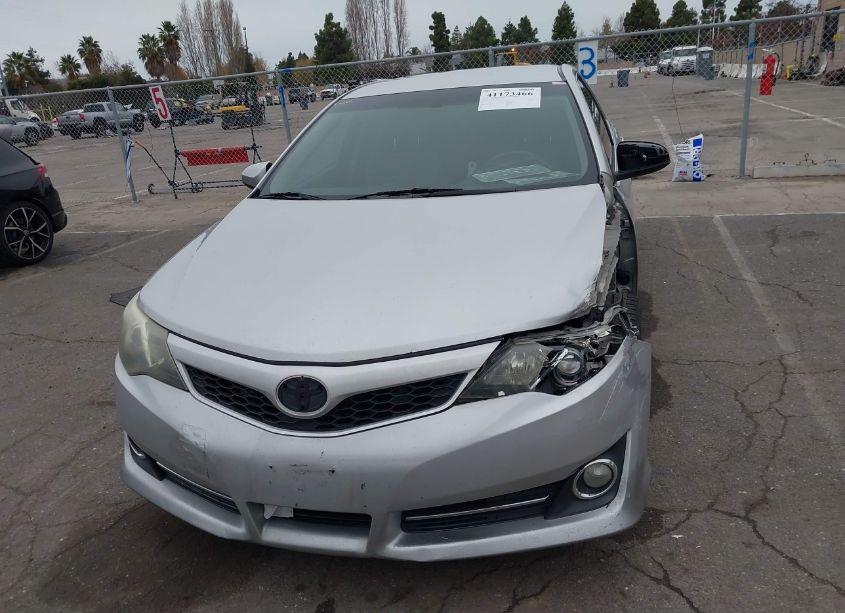 Photo 13 of 2014 Toyota Camry SE (VIN 4T1BF1FK3EU364835)
