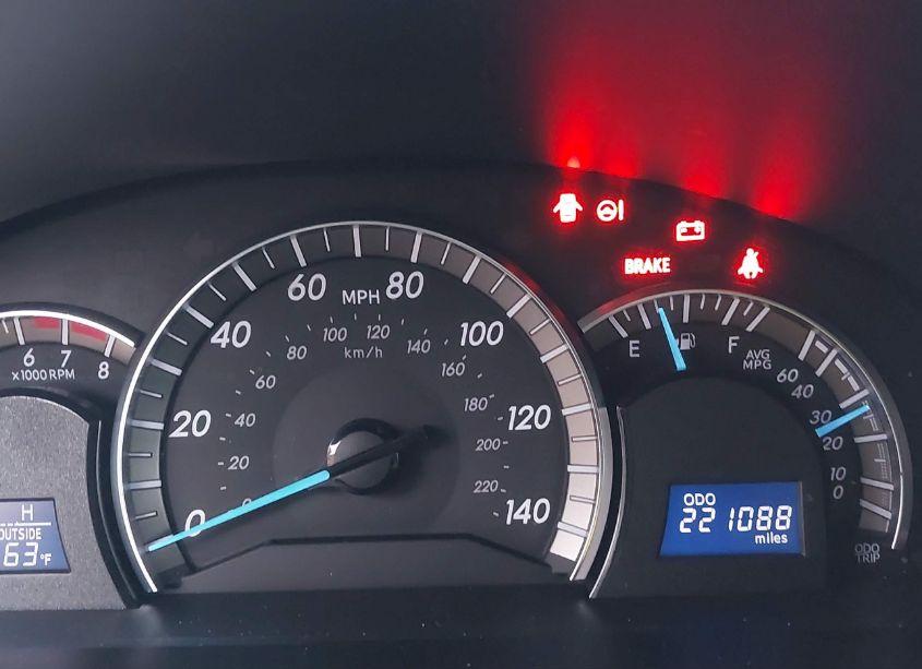 Photo 16 of 2014 Toyota Camry SE (VIN 4T1BF1FK3EU364835)