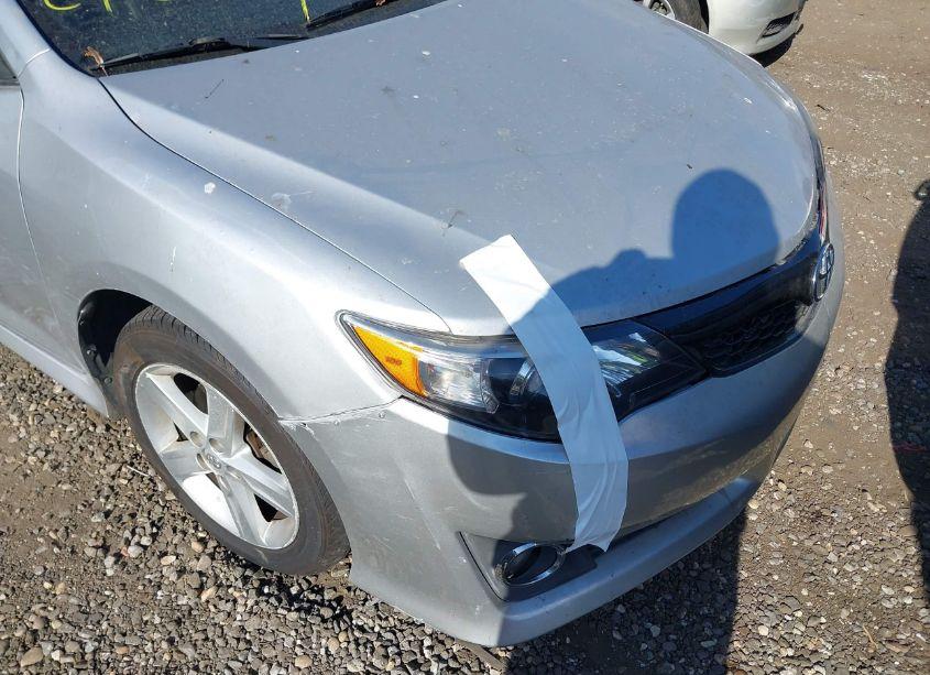 Photo 6 of 2014 Toyota Camry SE (VIN 4T1BF1FK3EU380890)