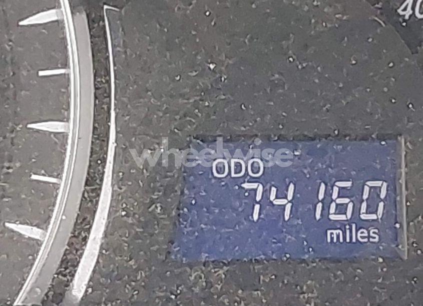 Photo 14 of 2014 Toyota Camry L/SE/LE/XLE (VIN 4T1BF1FK3EU381456)