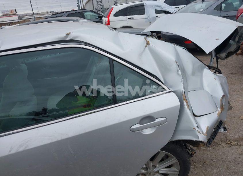 Photo 6 of 2014 Toyota Camry L/SE/LE/XLE (VIN 4T1BF1FK3EU381456)