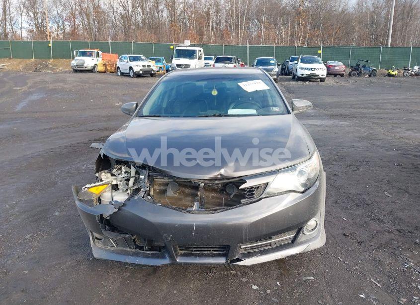Photo 12 of 2014 Toyota Camry SE (VIN 4T1BF1FK3EU382445)