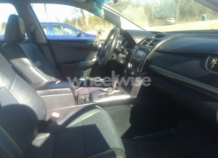 Photo 5 of 2014 Toyota Camry SE (VIN 4T1BF1FK3EU404279)