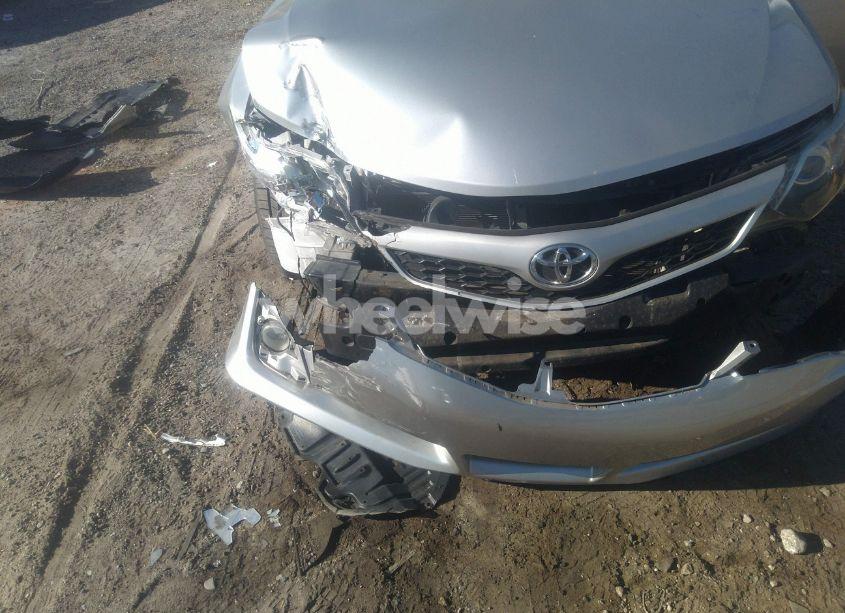 Photo 6 of 2014 Toyota Camry SE (VIN 4T1BF1FK3EU404279)