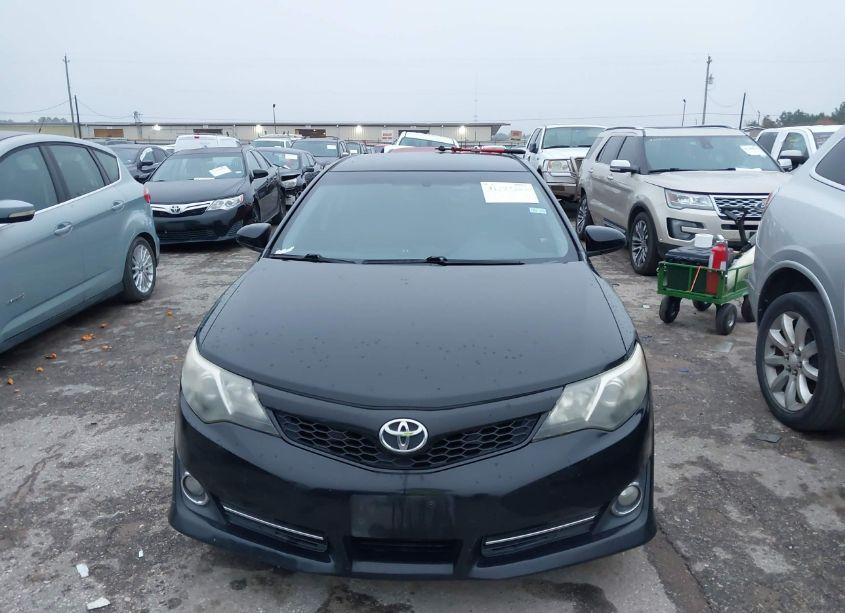 Photo 12 of 2014 Toyota Camry SE (VIN 4T1BF1FK3EU418764)