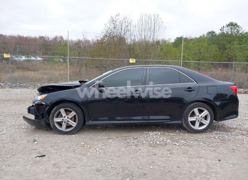 Photo 14 of 2014 Toyota Camry SE (VIN 4T1BF1FK3EU423916)
