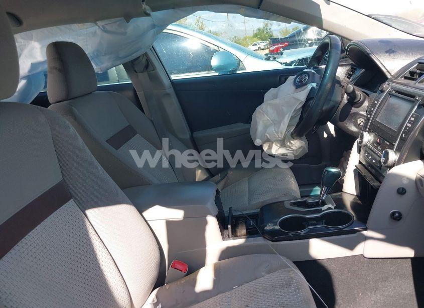 Photo 5 of 2014 Toyota Camry LE (VIN 4T1BF1FK3EU441428)