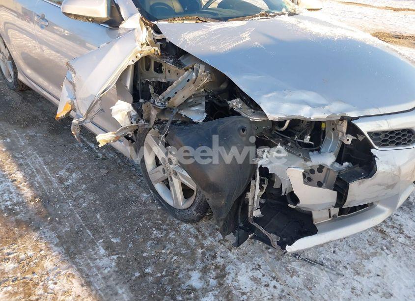 Photo 6 of 2014 Toyota Camry SE (VIN 4T1BF1FK3EU450792)