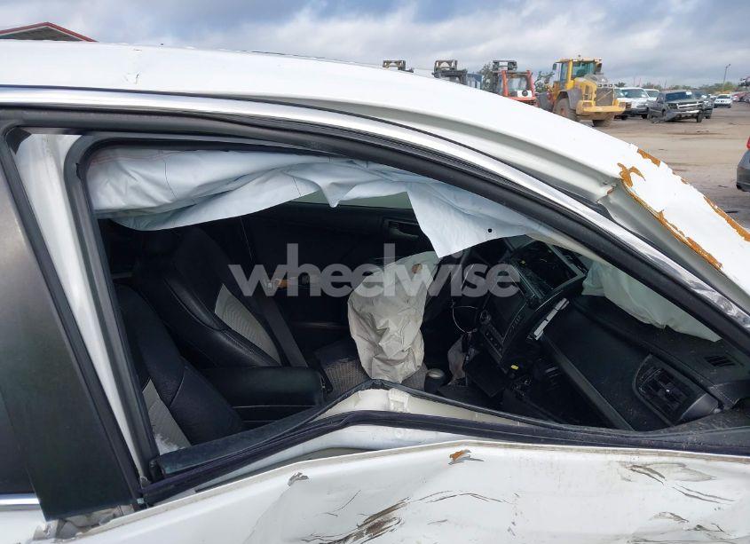 Photo 5 of 2014 Toyota Camry SE (VIN 4T1BF1FK3EU454499)