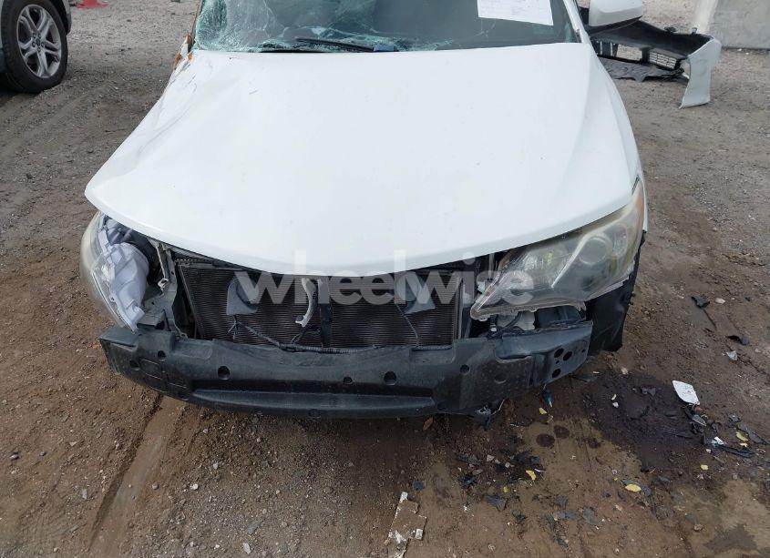 Photo 6 of 2014 Toyota Camry SE (VIN 4T1BF1FK3EU454499)