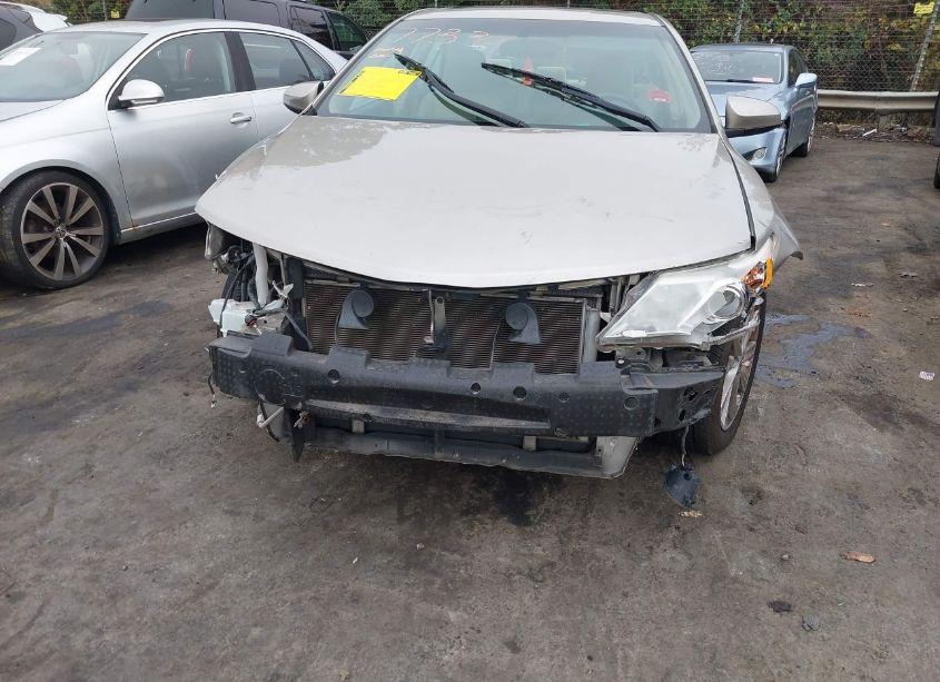 Photo 6 of 2014 Toyota Camry XLE (VIN 4T1BF1FK3EU464935)