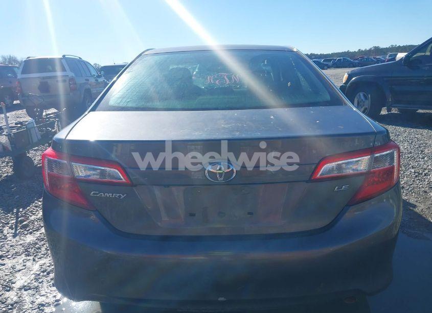 Photo 16 of 2014 Toyota Camry LE (VIN 4T1BF1FK3EU468029)