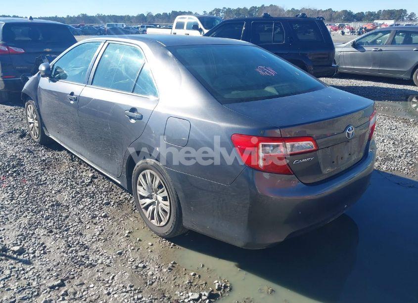 Photo 3 of 2014 Toyota Camry LE (VIN 4T1BF1FK3EU468029)