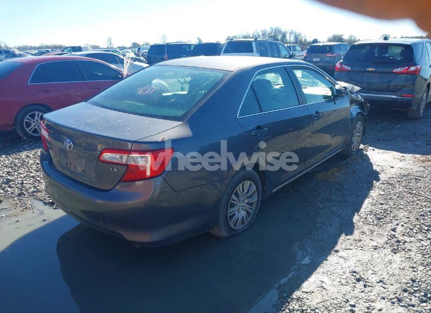 Photo 4 of 2014 Toyota Camry LE (VIN 4T1BF1FK3EU468029)