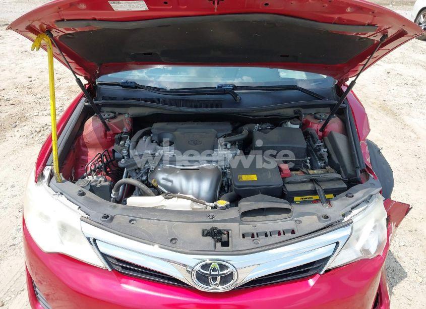 Photo 10 of 2014 Toyota Camry LE (VIN 4T1BF1FK3EU741437)