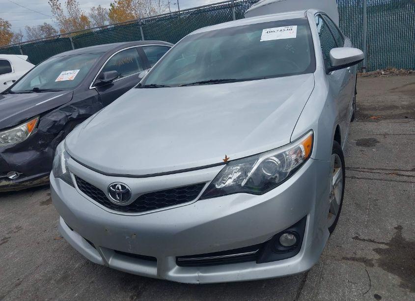 Photo 13 of 2014 Toyota Camry SE (VIN 4T1BF1FK3EU750252)