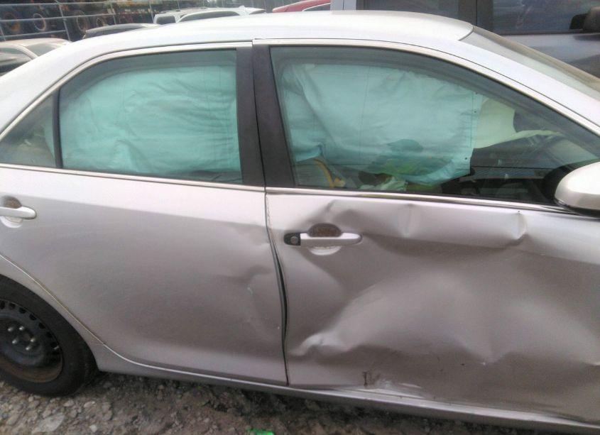 Photo 13 of 2014 Toyota Camry L (VIN 4T1BF1FK3EU765785)