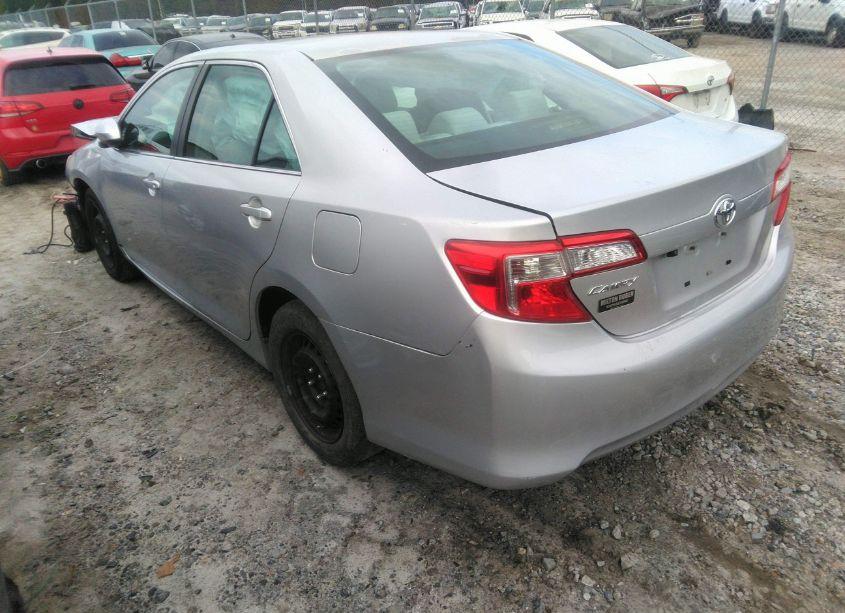 Photo 3 of 2014 Toyota Camry L (VIN 4T1BF1FK3EU765785)