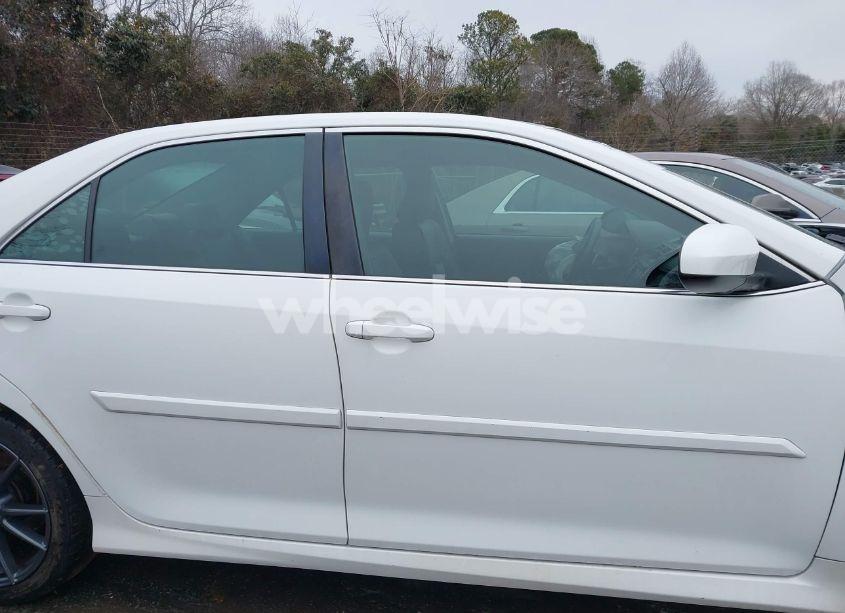 Photo 12 of 2014 Toyota Camry SE SPORT (VIN 4T1BF1FK3EU769383)