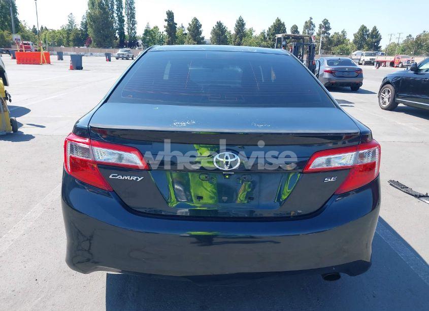 Photo 16 of 2014 Toyota Camry L/LE/SE/SE SPORT/XLE (VIN 4T1BF1FK3EU777550)