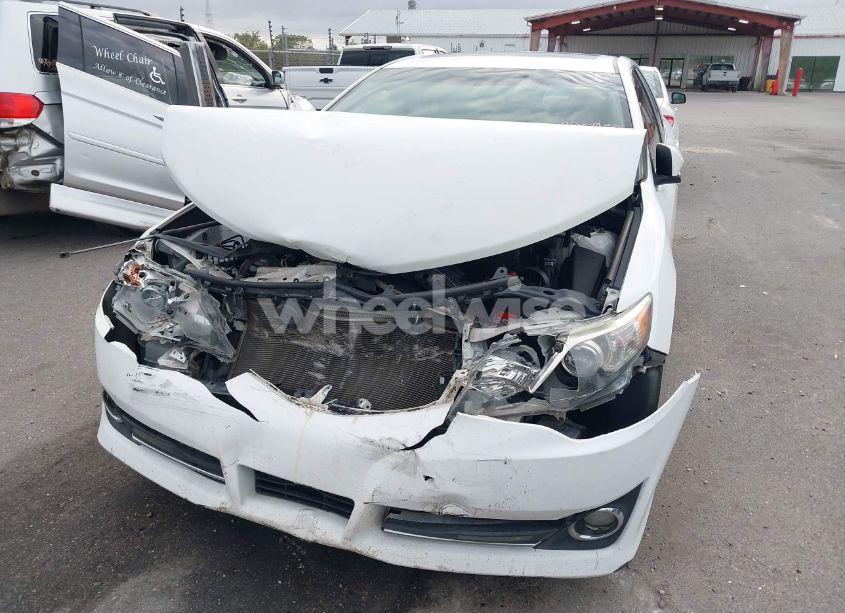 Photo 12 of 2014 Toyota Camry SE SPORT (VIN 4T1BF1FK3EU788807)