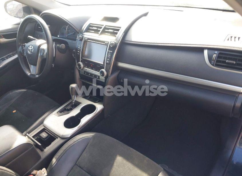 Photo 5 of 2014 Toyota Camry SE (VIN 4T1BF1FK3EU804309)