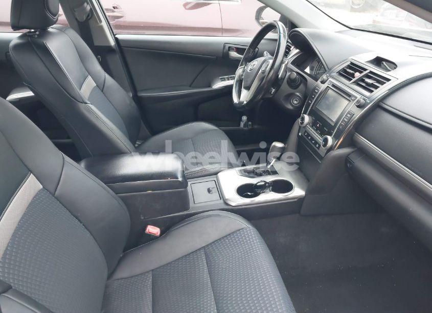 Photo 5 of 2014 Toyota Camry SE (VIN 4T1BF1FK3EU816296)