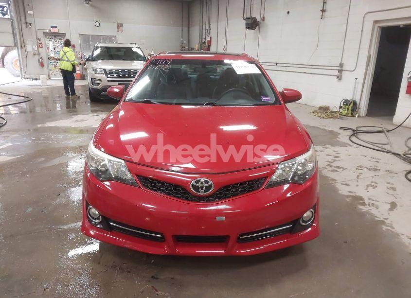 Photo 12 of 2014 Toyota Camry SE SPORT (VIN 4T1BF1FK3EU821479)