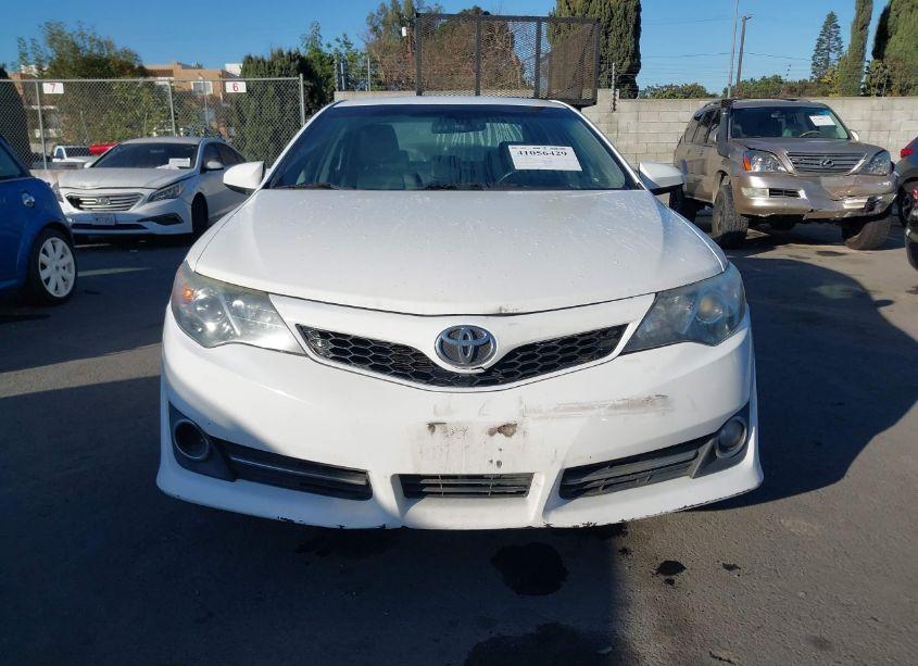 Photo 12 of 2014 Toyota Camry SE (VIN 4T1BF1FK3EU821739)