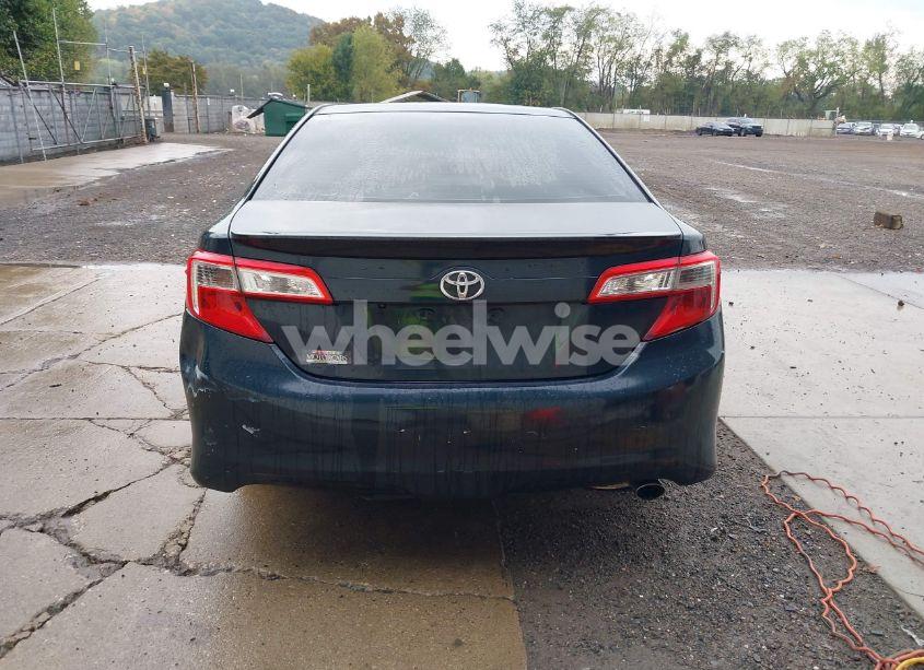 Photo 16 of 2014 Toyota Camry SE (VIN 4T1BF1FK3EU826794)