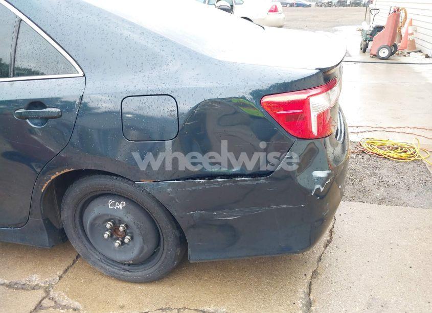 Photo 6 of 2014 Toyota Camry SE (VIN 4T1BF1FK3EU826794)