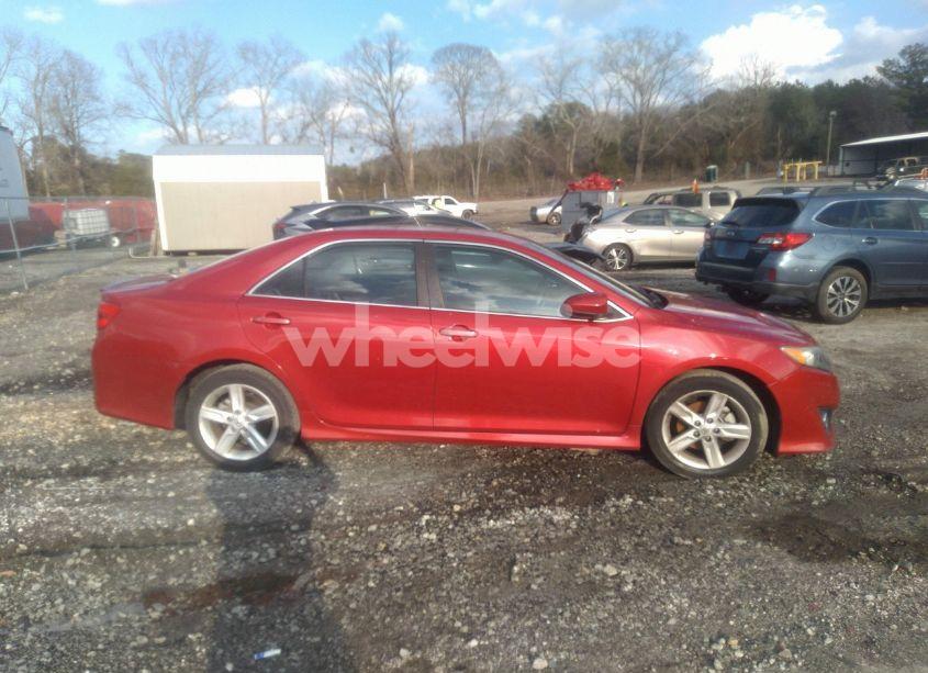 Photo 13 of 2014 Toyota Camry SE (VIN 4T1BF1FK3EU829159)