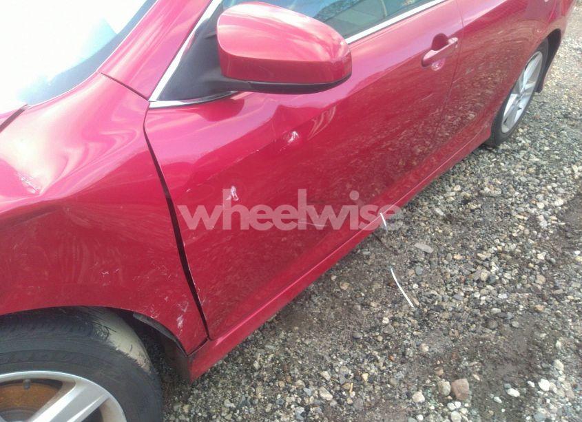 Photo 19 of 2014 Toyota Camry SE (VIN 4T1BF1FK3EU829159)