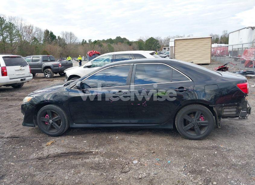 Photo 14 of 2014 Toyota Camry SE (VIN 4T1BF1FK3EU834071)