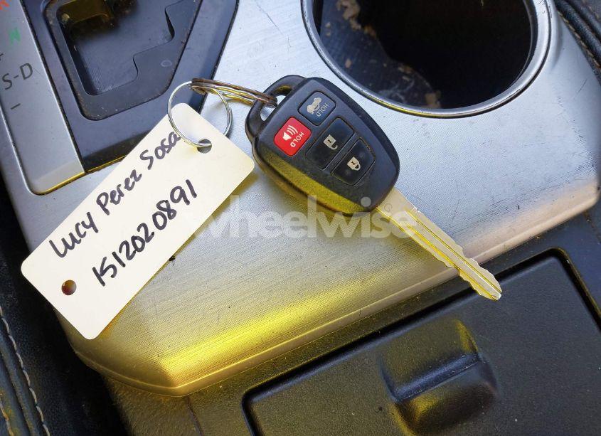 Photo 11 of 2014 Toyota Camry SE (VIN 4T1BF1FK3EU840551)