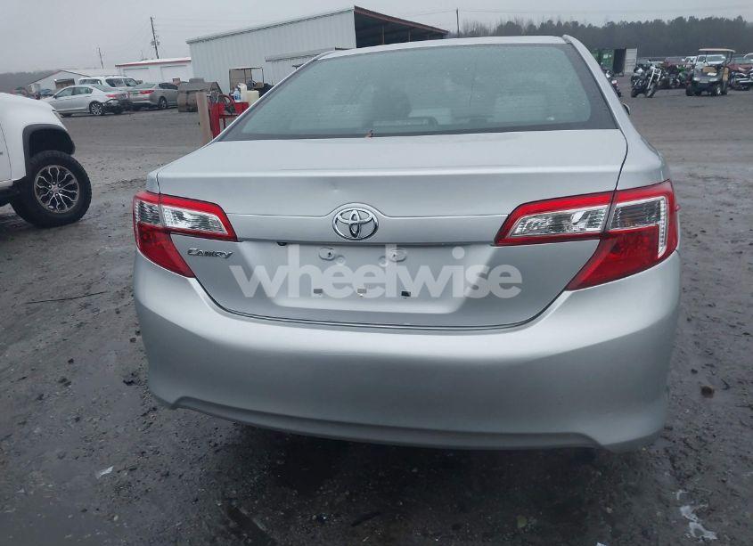 Photo 17 of 2014 Toyota Camry L (VIN 4T1BF1FK3EU846611)