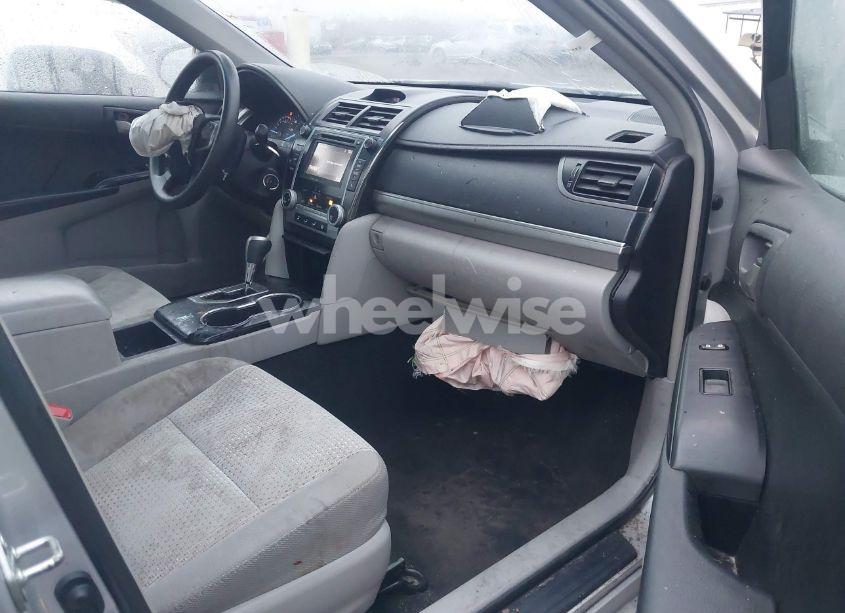 Photo 5 of 2014 Toyota Camry L (VIN 4T1BF1FK3EU846611)