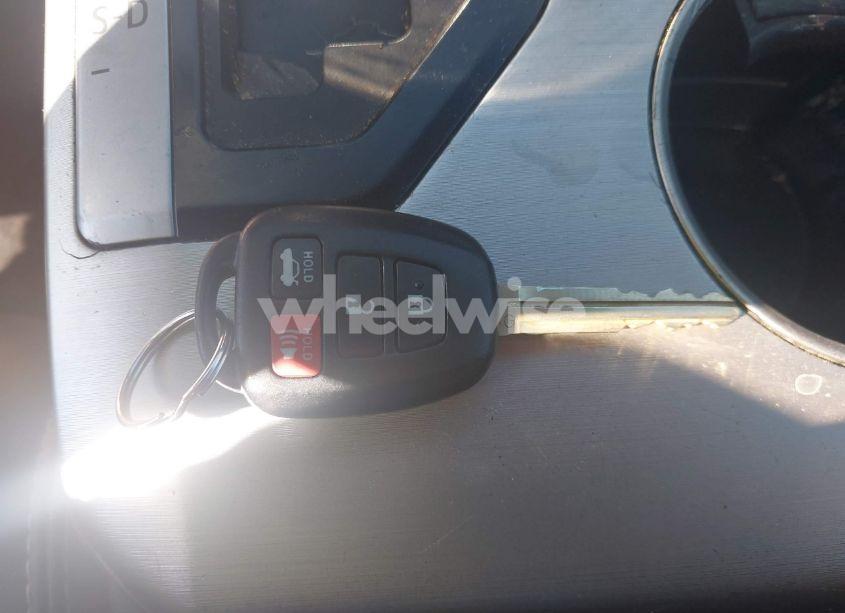 Photo 11 of 2014 Toyota Camry SE (VIN 4T1BF1FK3EU862971)