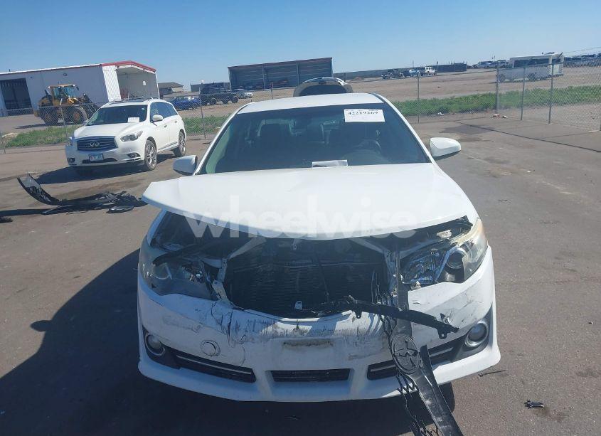 Photo 12 of 2014 Toyota Camry SE (VIN 4T1BF1FK3EU862971)