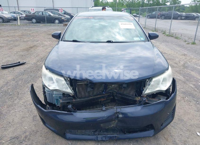 Photo 12 of 2014 Toyota Camry LE (VIN 4T1BF1FK3EU863649)
