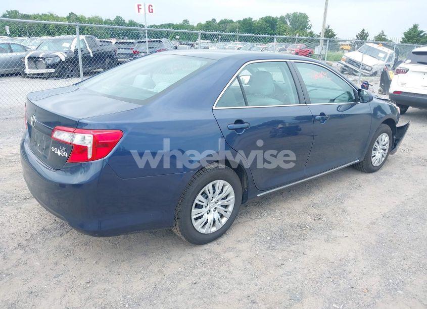 Photo 4 of 2014 Toyota Camry LE (VIN 4T1BF1FK3EU863649)