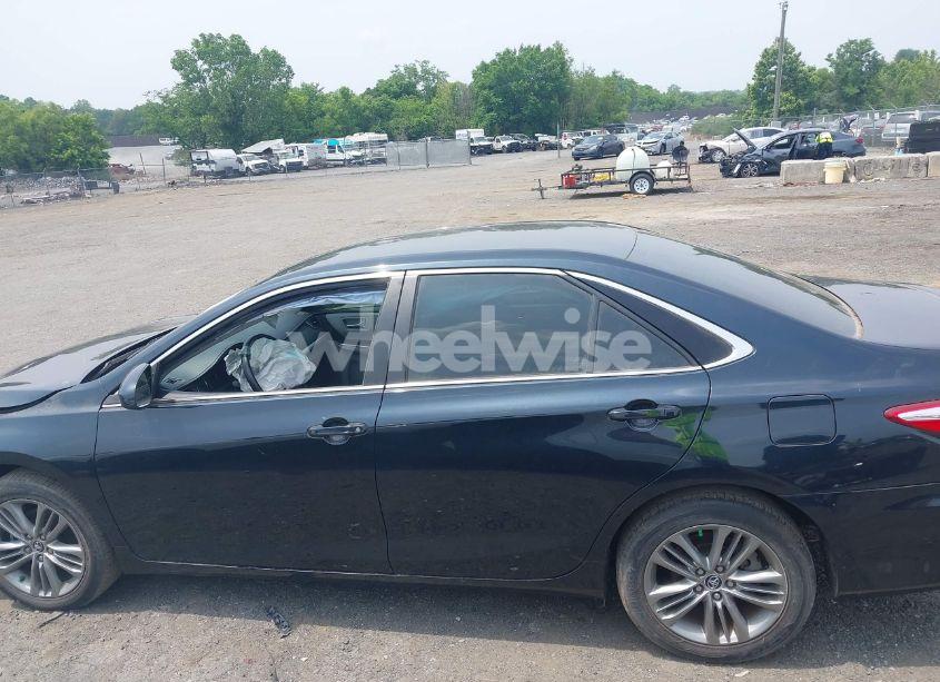 Photo 15 of 2015 Toyota Camry SE (VIN 4T1BF1FK3FU019791)