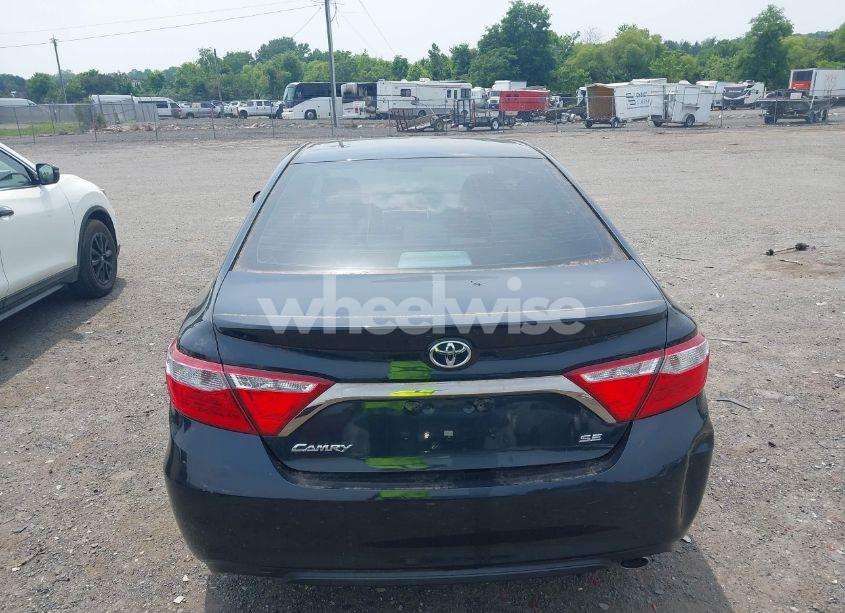 Photo 17 of 2015 Toyota Camry SE (VIN 4T1BF1FK3FU019791)