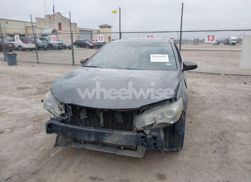 Photo 13 of 2015 Toyota Camry XSE (VIN 4T1BF1FK3FU021251)