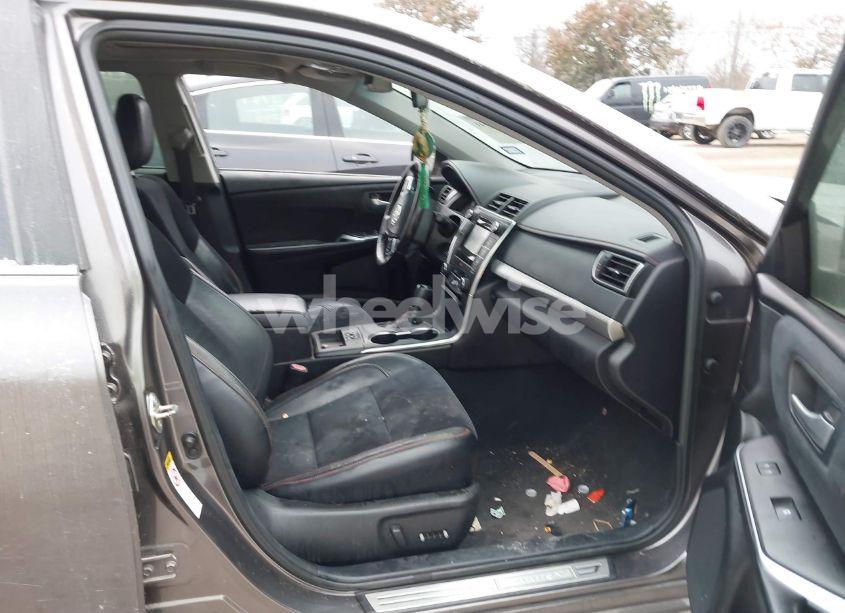 Photo 5 of 2015 Toyota Camry XSE (VIN 4T1BF1FK3FU021251)