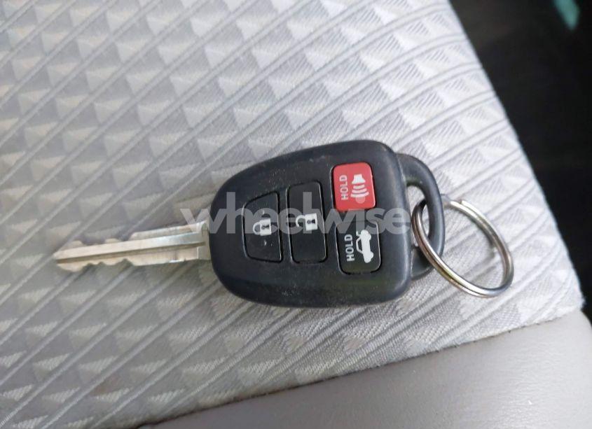 Photo 11 of 2015 Toyota Camry SE (VIN 4T1BF1FK3FU040687)