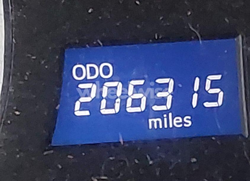 Photo 15 of 2015 Toyota Camry LE (VIN 4T1BF1FK3FU041404)