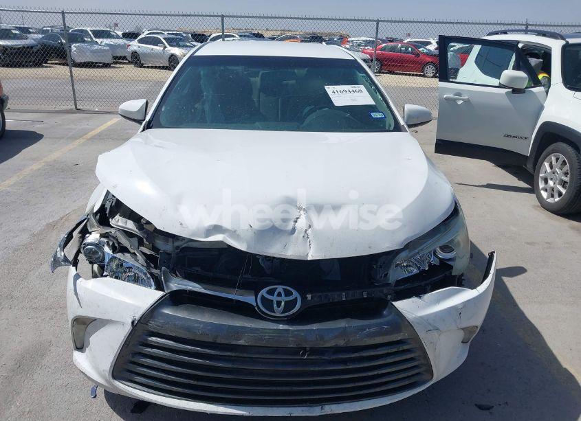 Photo 12 of 2015 Toyota Camry LE (VIN 4T1BF1FK3FU043251)