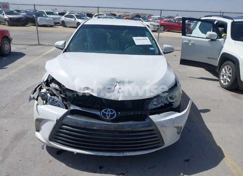 Photo 6 of 2015 Toyota Camry LE (VIN 4T1BF1FK3FU043251)