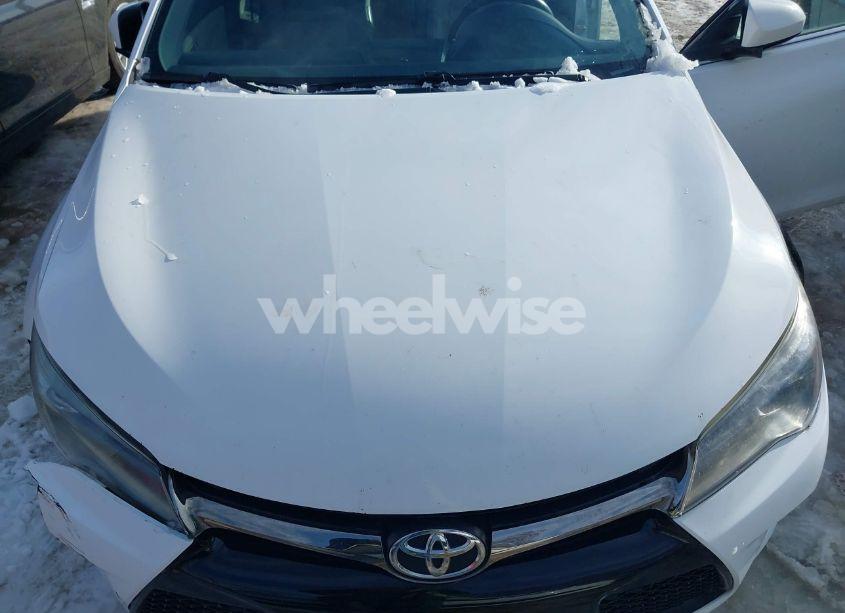 Photo 10 of 2015 Toyota Camry SE (VIN 4T1BF1FK3FU051074)